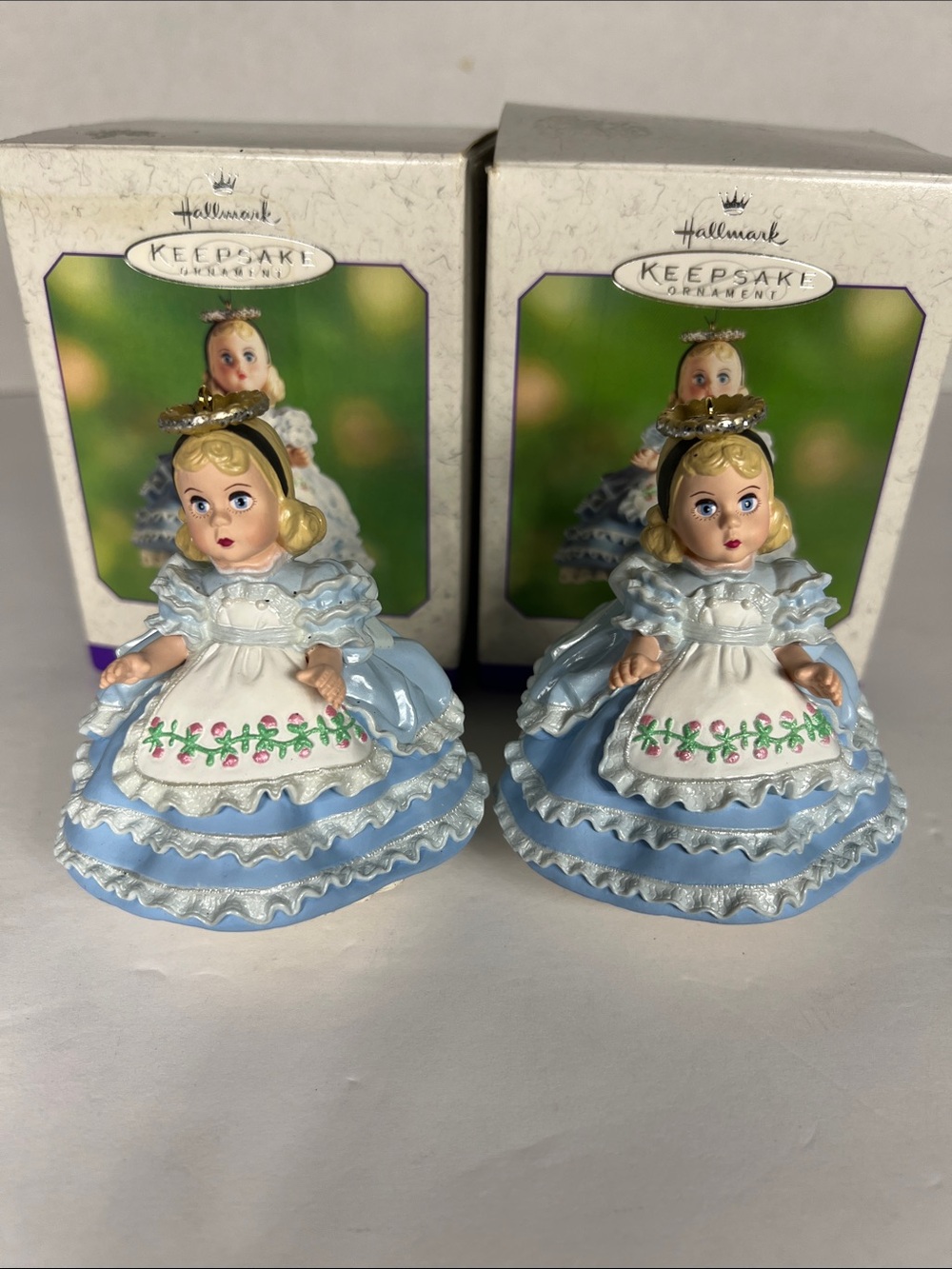Hallmark Keepsake Ornament  Alice in Wonderland Christmas 2000 Set
